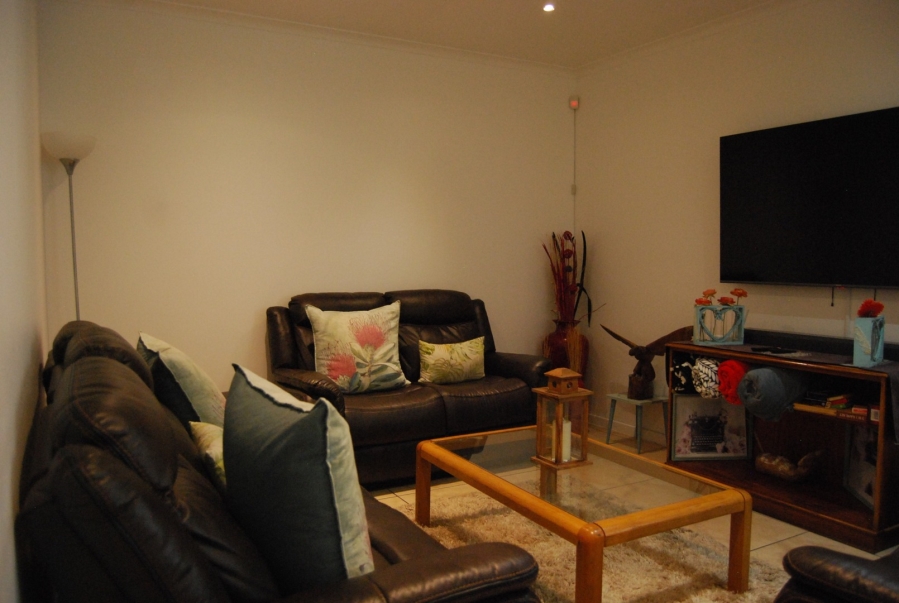 3 Bedroom Property for Sale in Villa Diamante Western Cape